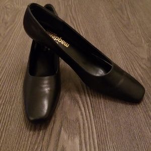Magdesian leather heels - 10 S